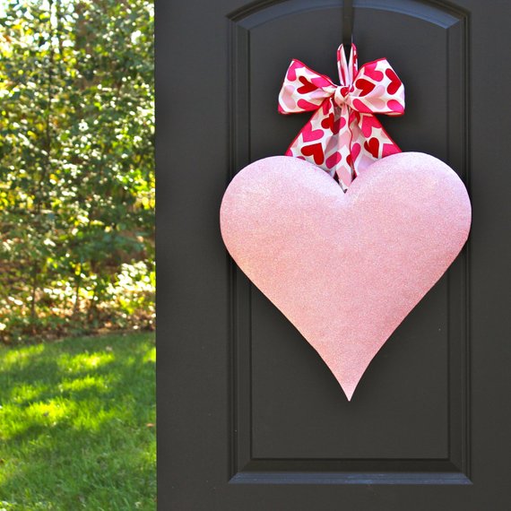 Pink Heart Valentine Wreath