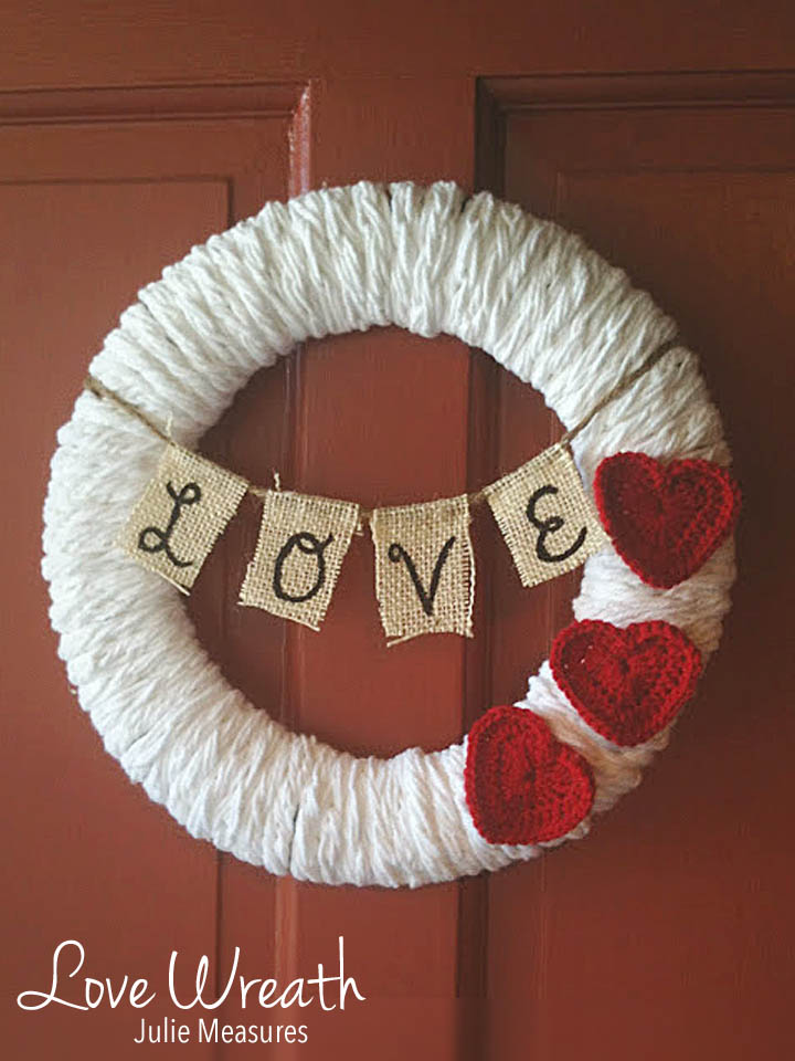 Valentines Love Wreath