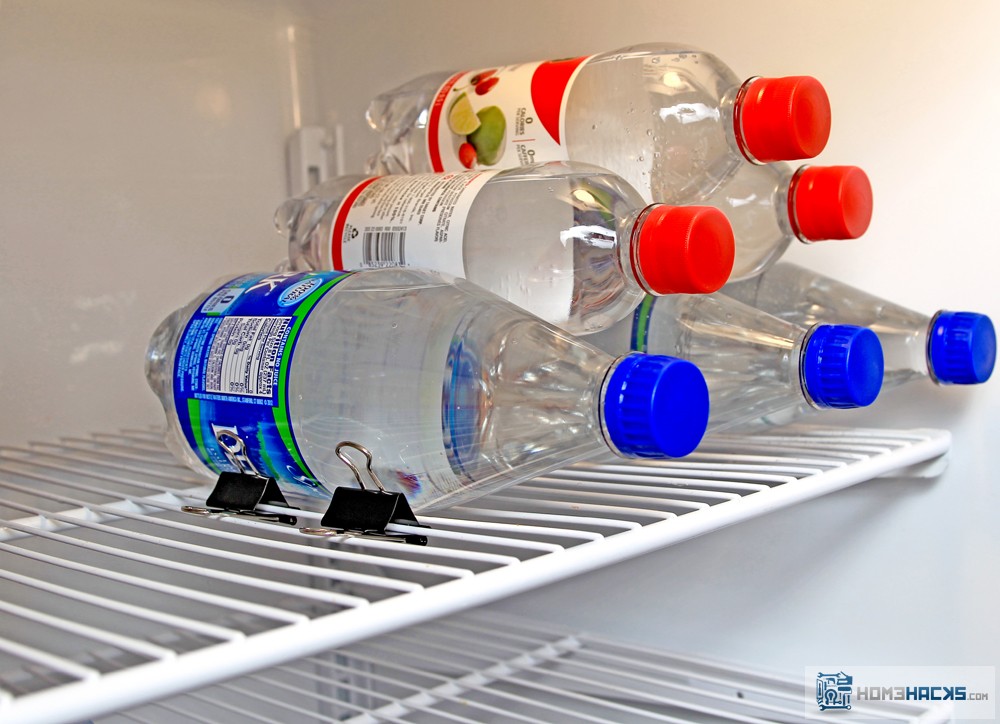 Stack Bottles or Cans in Fridge to Save Space