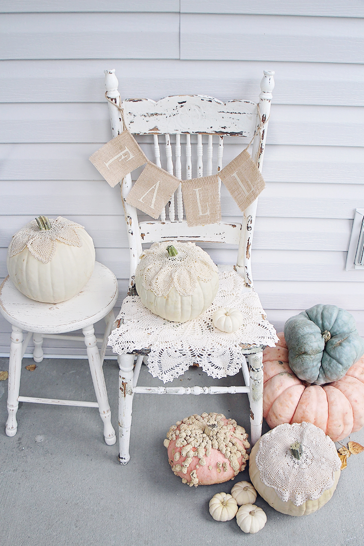 Antique Farmhouse Decor for Fall And Halloween