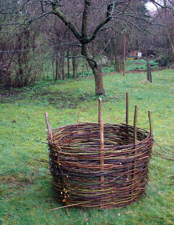 Make Your Own Elevated Flower Bed