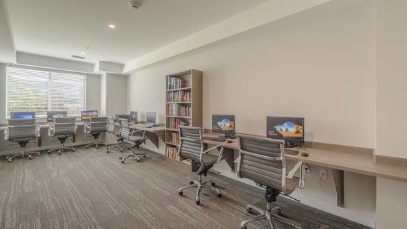 computer room at River Parc